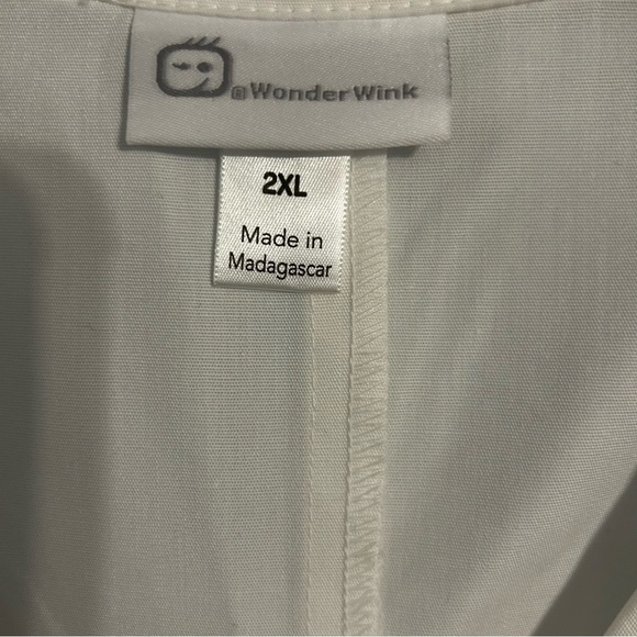 White Lab Coat‎ size 2xl Wonder wink. Unisex. Button up. - Picture 3 of 9
